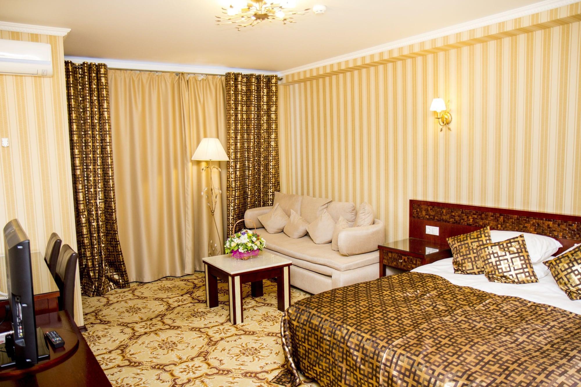 Klassik Hotel Кишинів Екстер'єр фото
