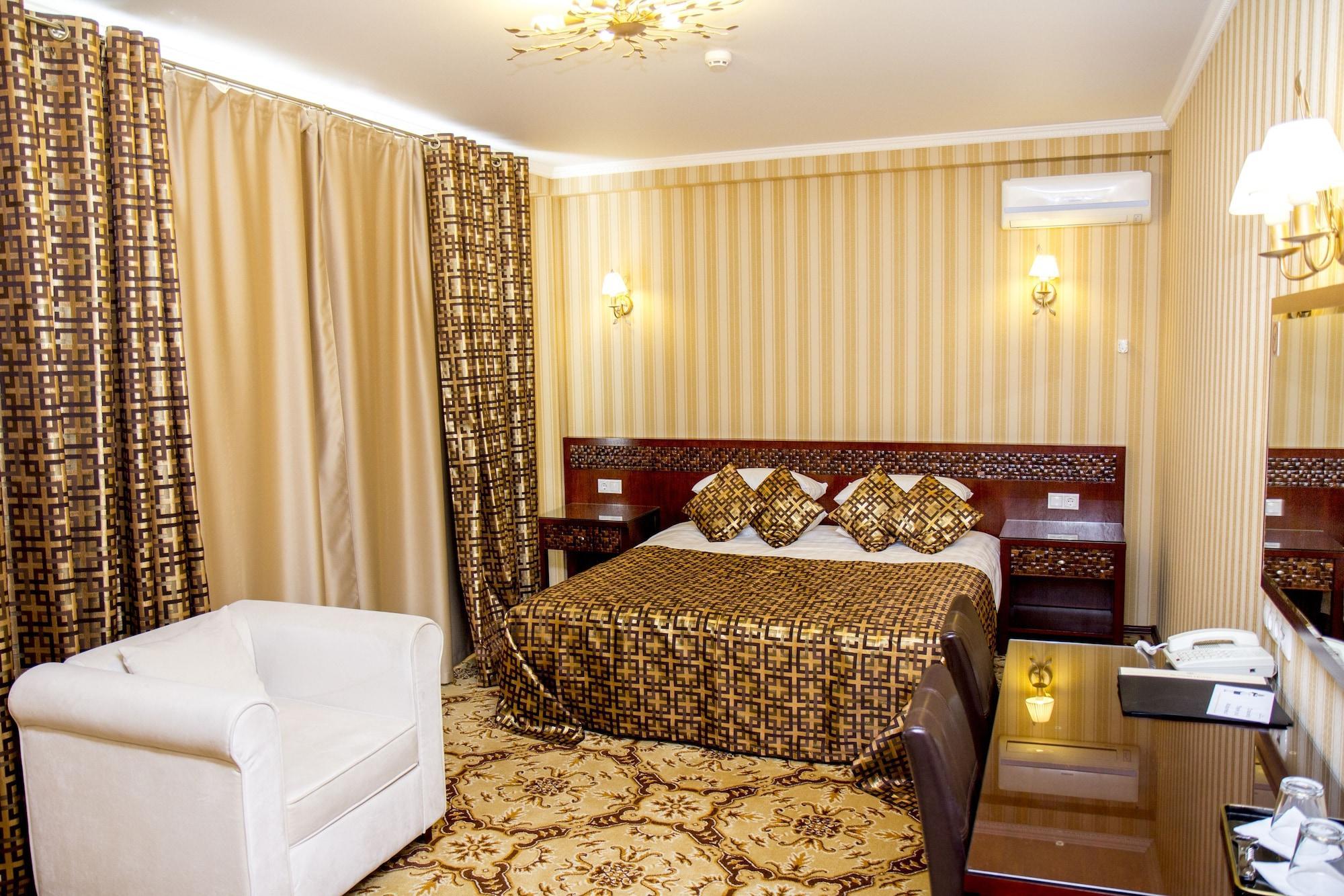 Klassik Hotel Кишинів Екстер'єр фото