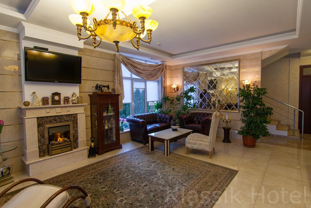 Klassik Hotel Кишинів Екстер'єр фото