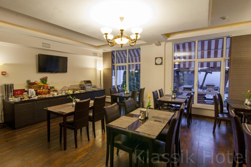 Klassik Hotel Кишинів Екстер'єр фото