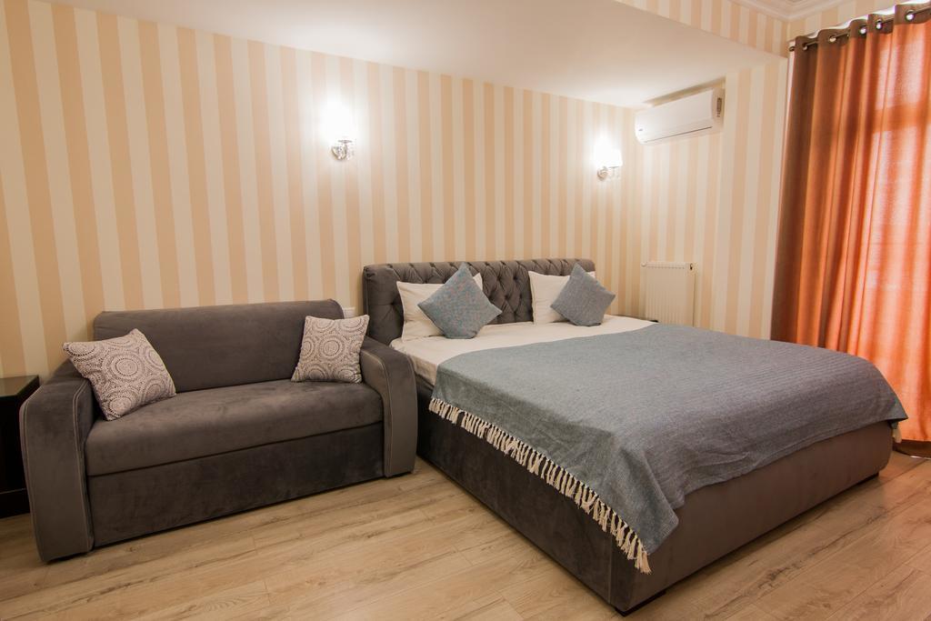 Klassik Hotel Кишинів Екстер'єр фото